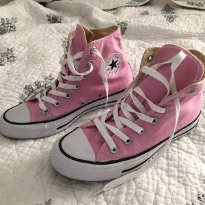 Pink Converse high top